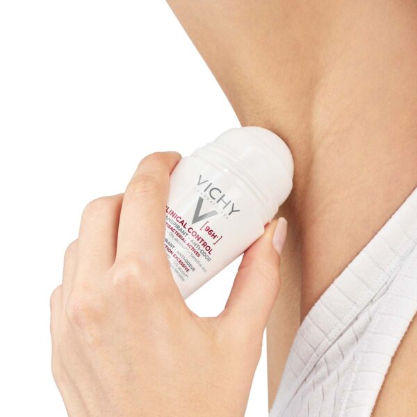 Vichy Clinical Control 96h detranspirant roll-on dezodorant proti neprijetnemu vonju, 50 ml